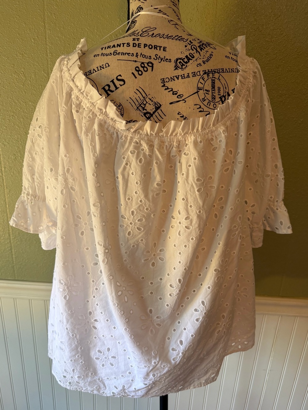 NWOT Boho White Eyelet Women's Top - 4x - Picture 2 of 8
